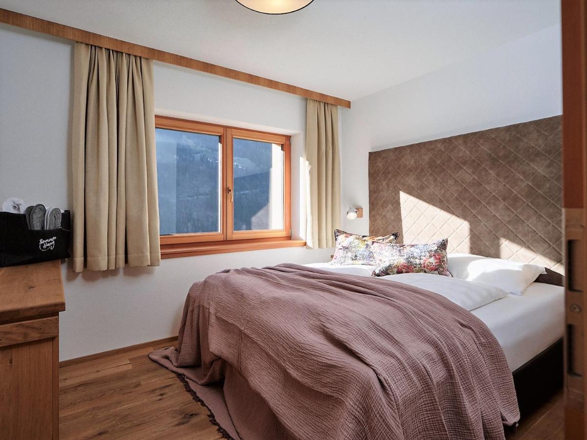 Boutique Apartment Sonnenhang - Incl Rooftop Spa Fließ Buitenkant foto
